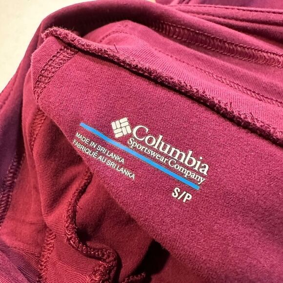 NWT Columbia Joggers Wine Purple Drawstring Waist Cargo Pocket, Size S women's - Picture 5 of 9